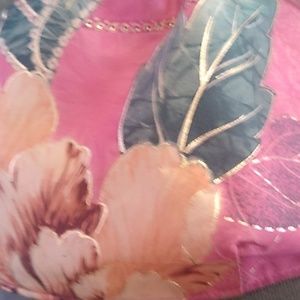 Meet your Posher, Tia